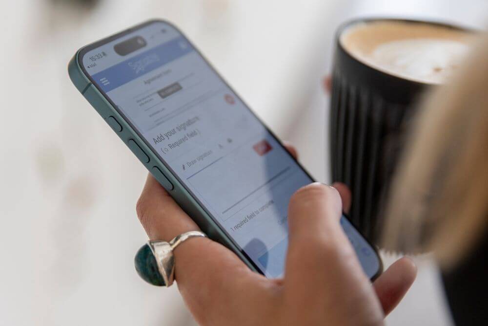 Close up of the Signable platform on a mobile phone